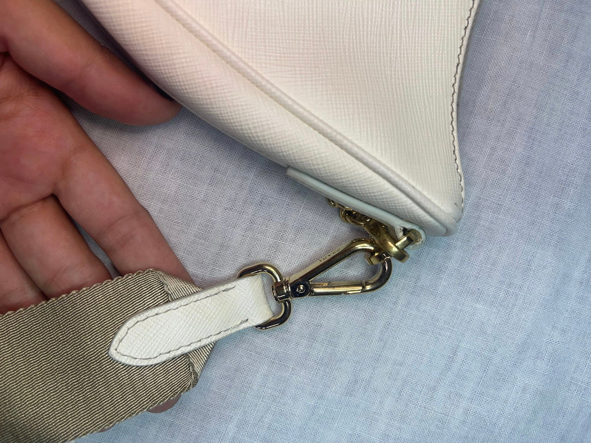 BORSA PRADA Re-Edition 2005 in saffiano bianca