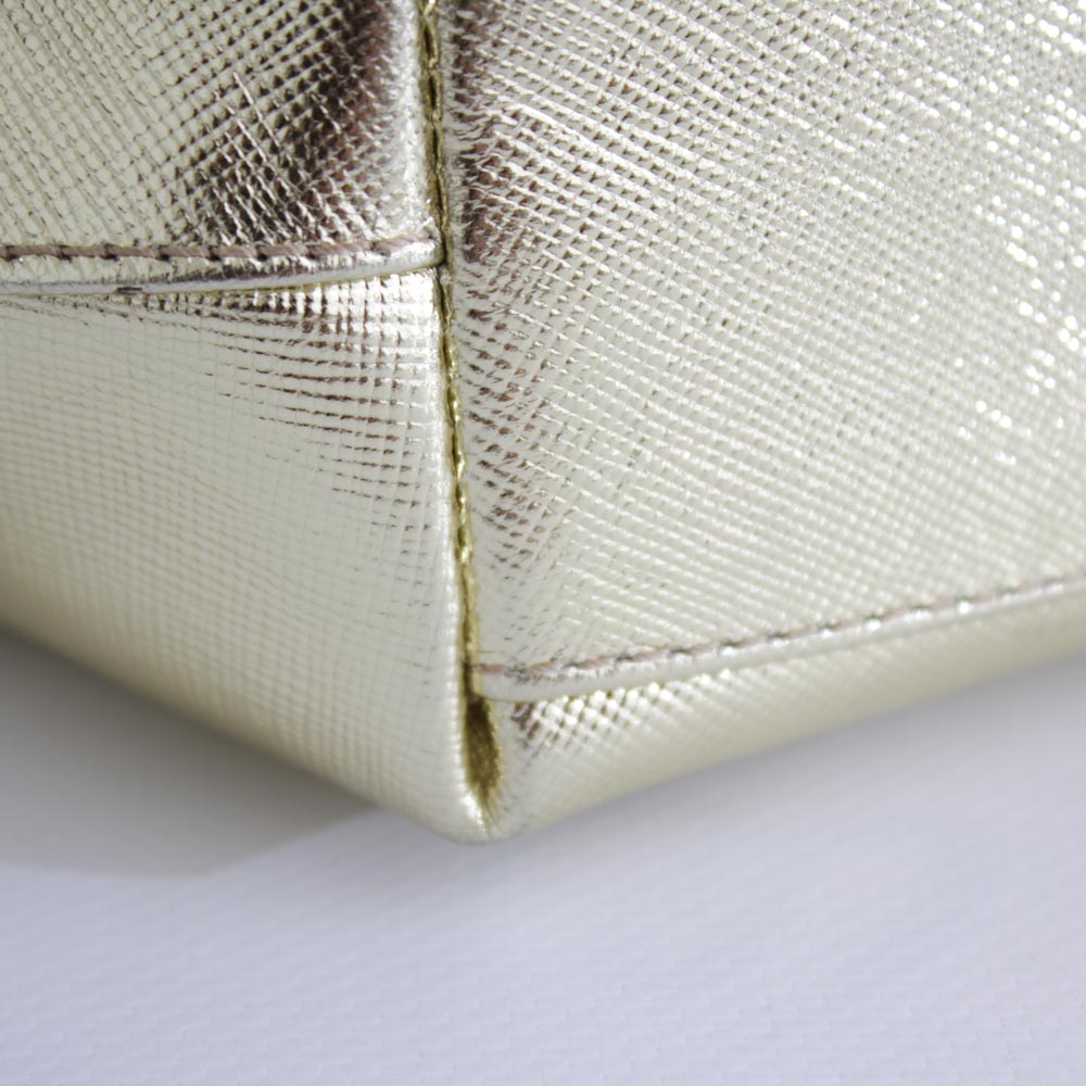 PRADA BEAUTY POCHETTE SAFFIANO ORO