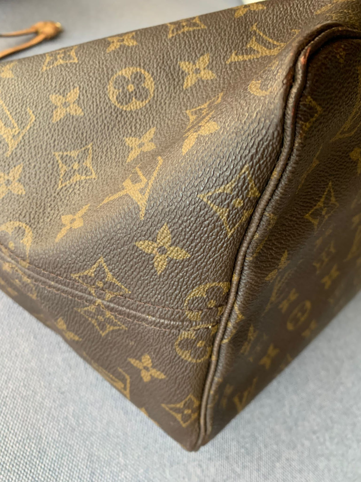 LOUIS VUITTON NEVERFULL GM