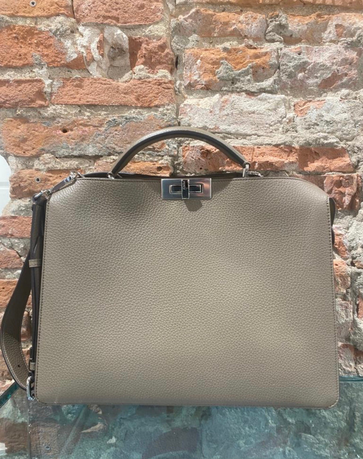 BORSA FENDI PEEKABOO ISEEU