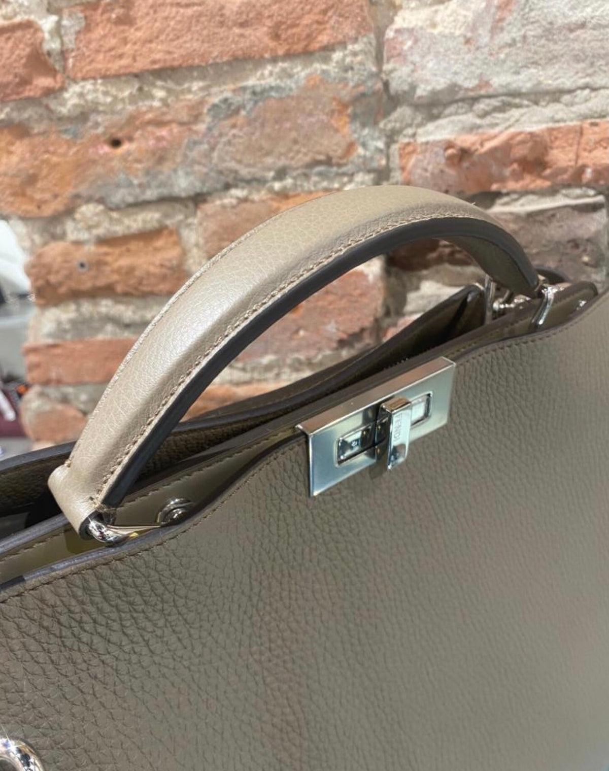 BORSA FENDI PEEKABOO ISEEU