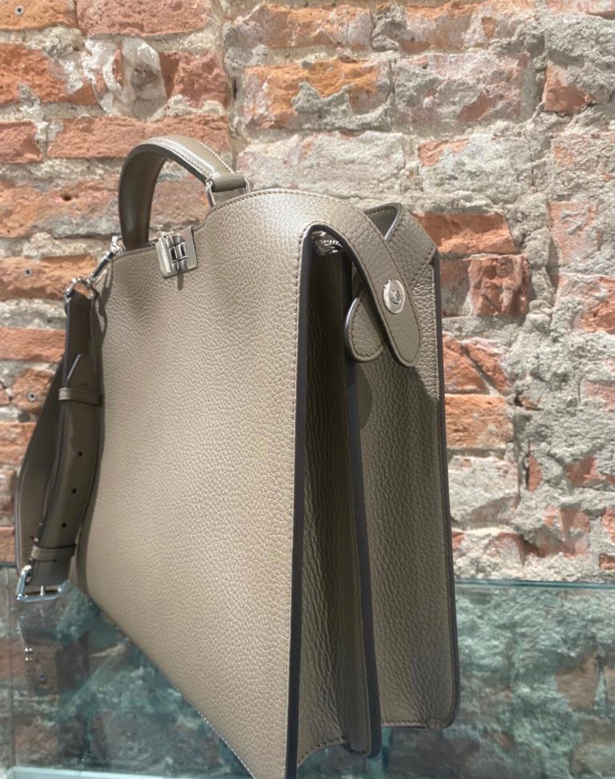 BORSA FENDI PEEKABOO ISEEU